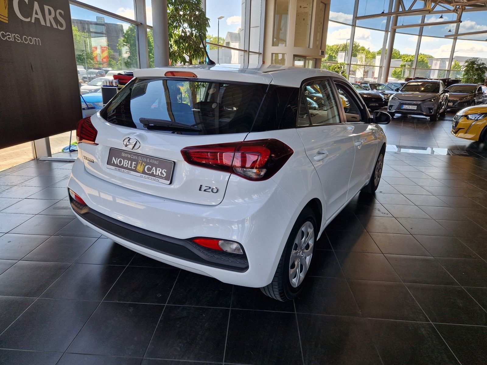 Fahrzeugabbildung Hyundai i20 Pure KLIMA