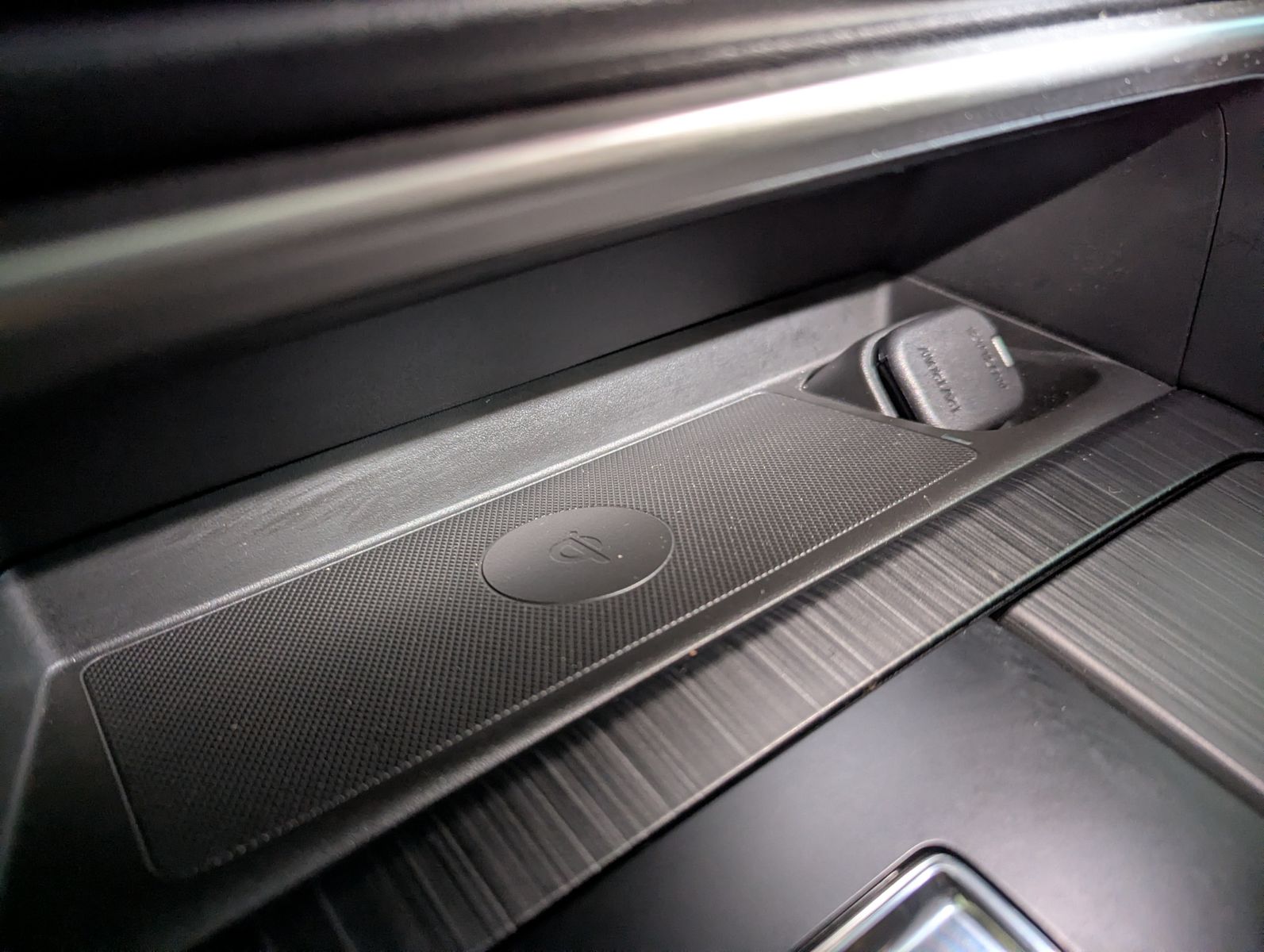 Fahrzeugabbildung Mazda CX-80 3.3L E-SKYACTIV D 254 HOMURA+ 7-Sitze Pano