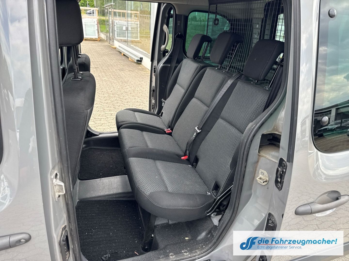 Fahrzeugabbildung Mercedes-Benz Citan Kombi 111 CDI lang SHZ Temp PDC *EXPORT