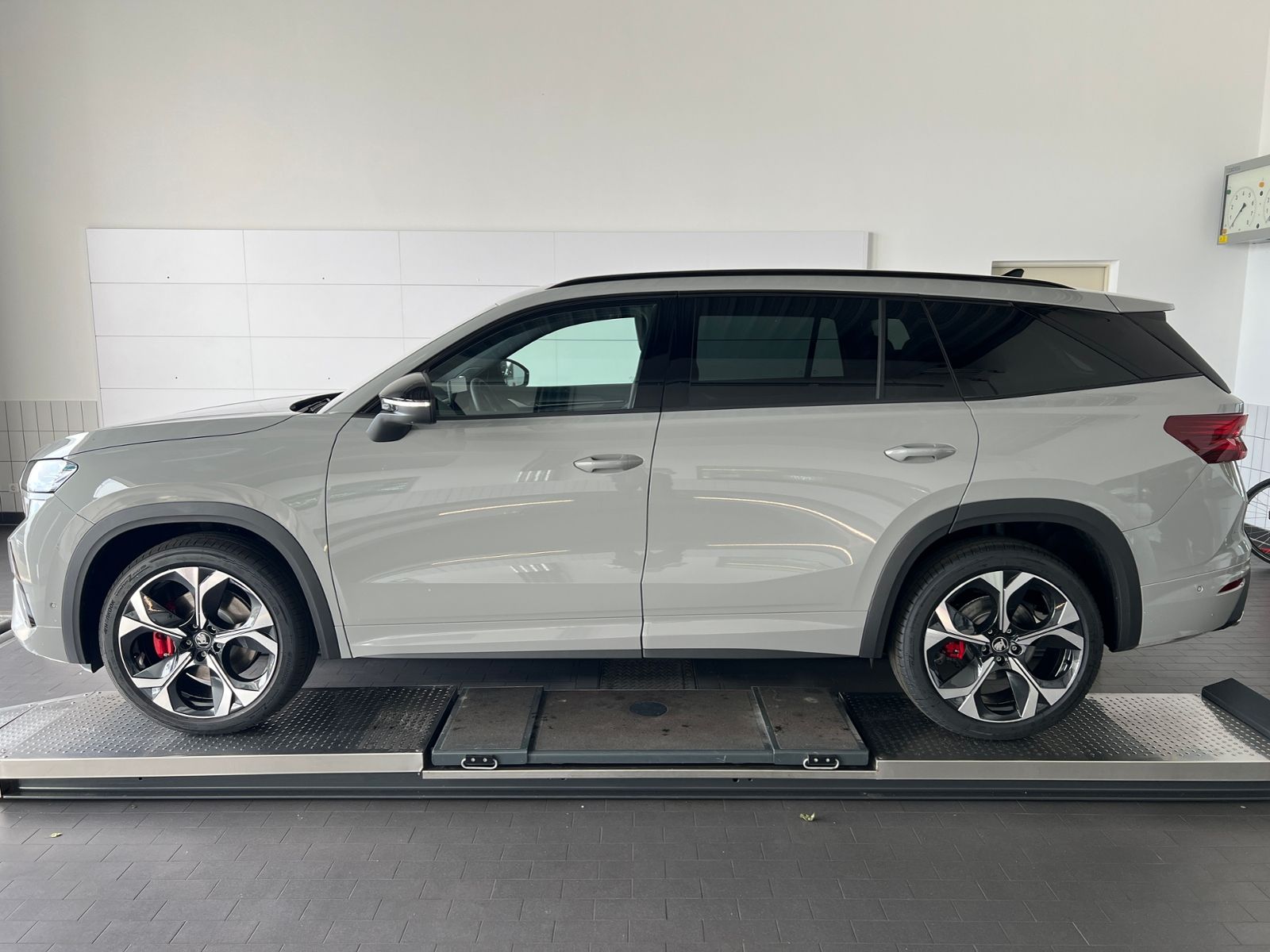 Fahrzeugabbildung SKODA Kodiaq RS 2.0 TSI DSG 4x4 *CANTON, Panorama, Sta