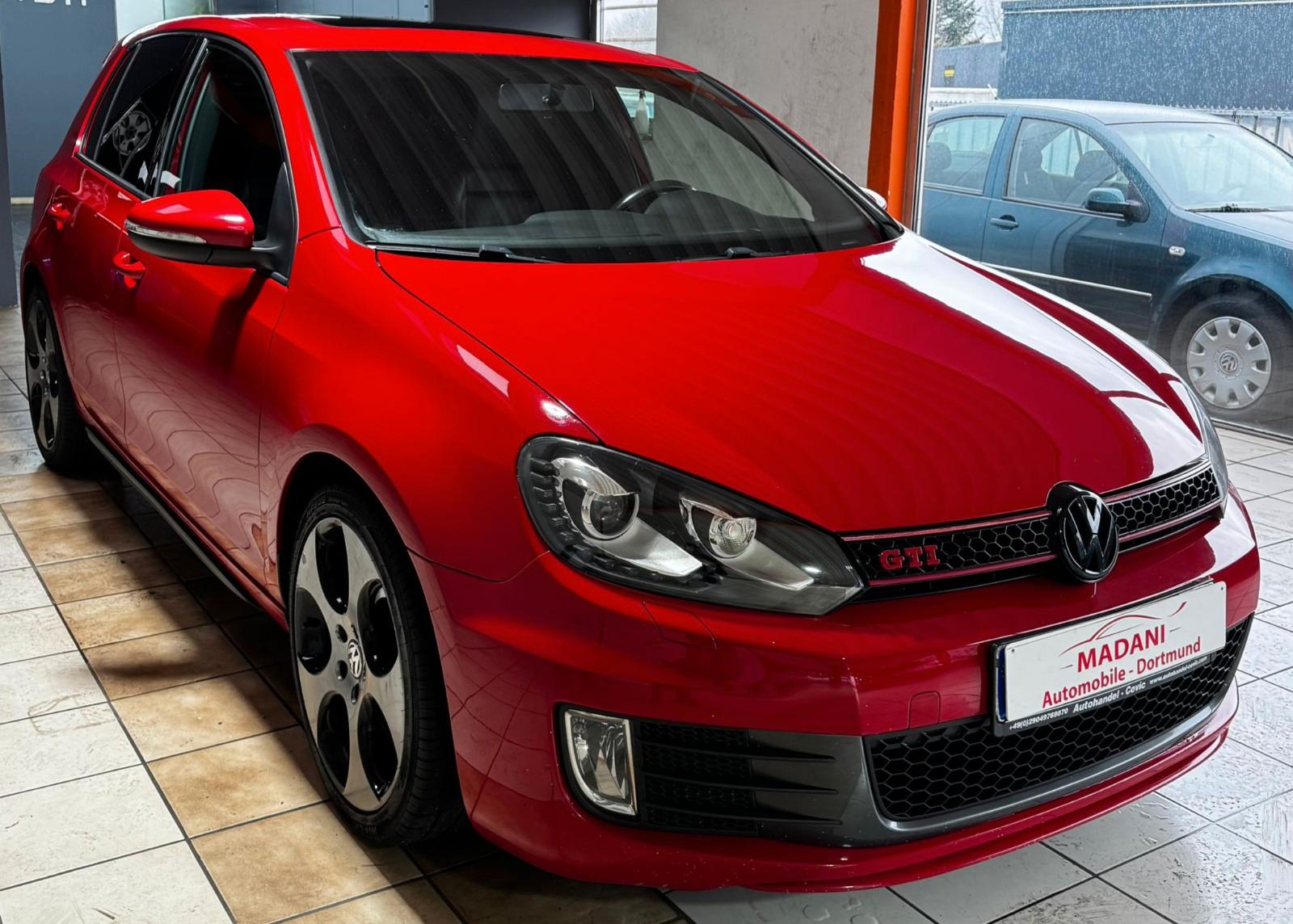 Volkswagen Golf 2.0 TSI GTI