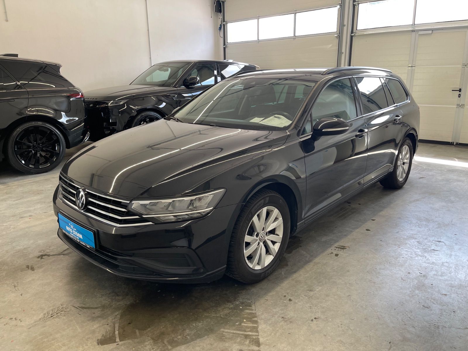Volkswagen Passat Variant - 1