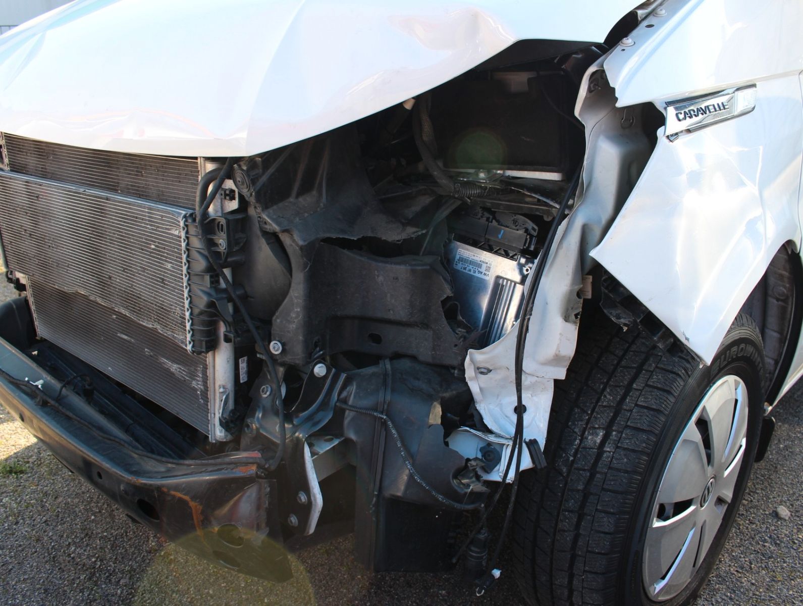 Fahrzeugabbildung Volkswagen T6 Caravelle 1. Hand UNFALL*