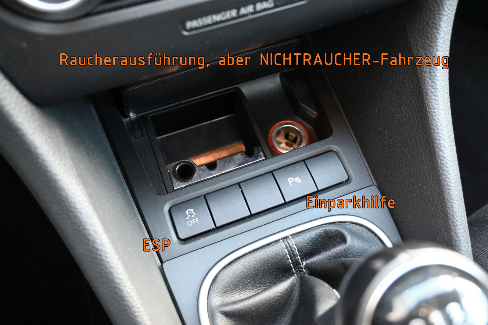 Fahrzeugabbildung Volkswagen Golf 1.6 TDI Variant MATCH °AHK°PANO°STANDHEIZ.°