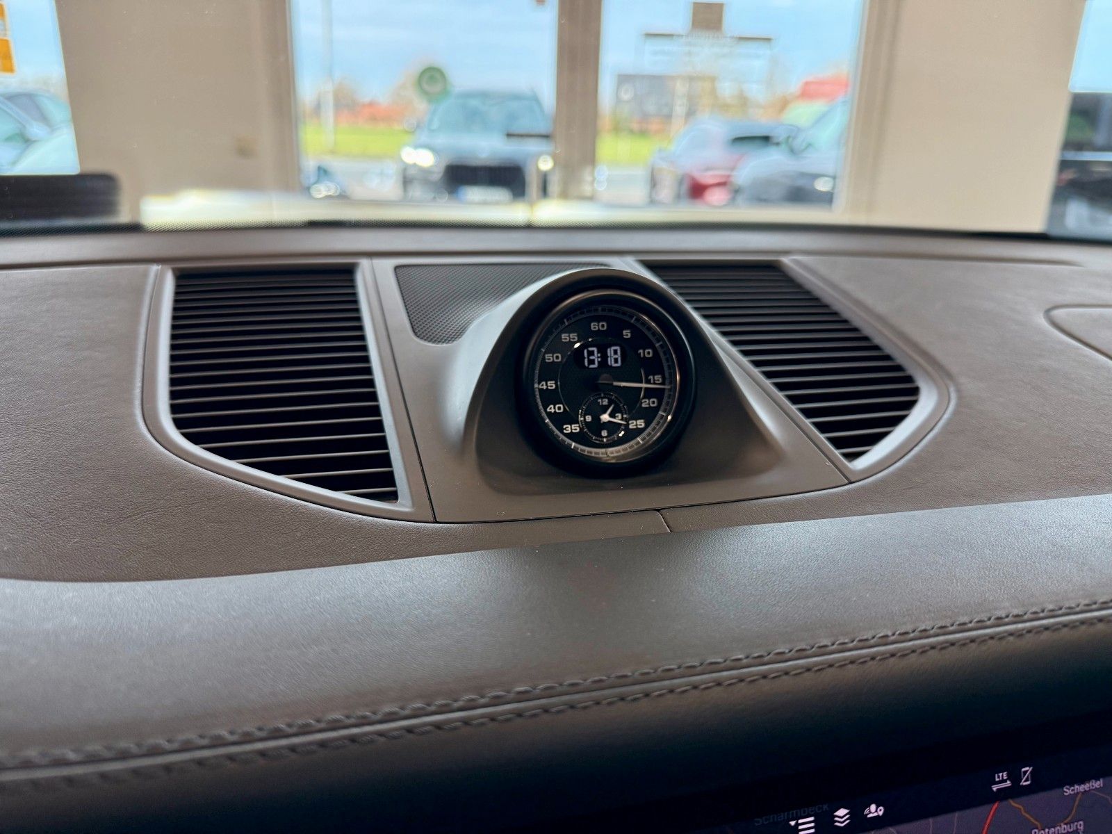 Fahrzeugabbildung Porsche Macan S Keyless/BOSE/360View/SportChrono