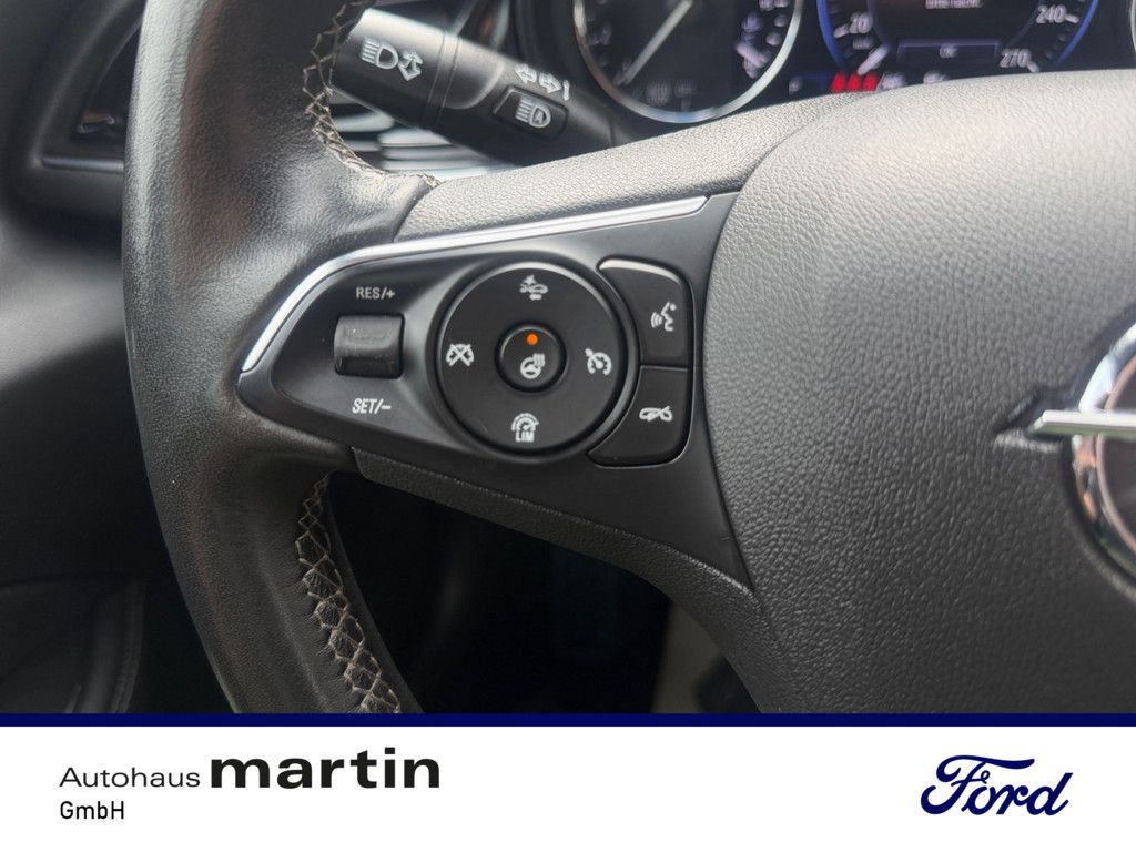 Fahrzeugabbildung Opel Insignia B Sports Tourer 2.0 Elegance MATRIX-LED