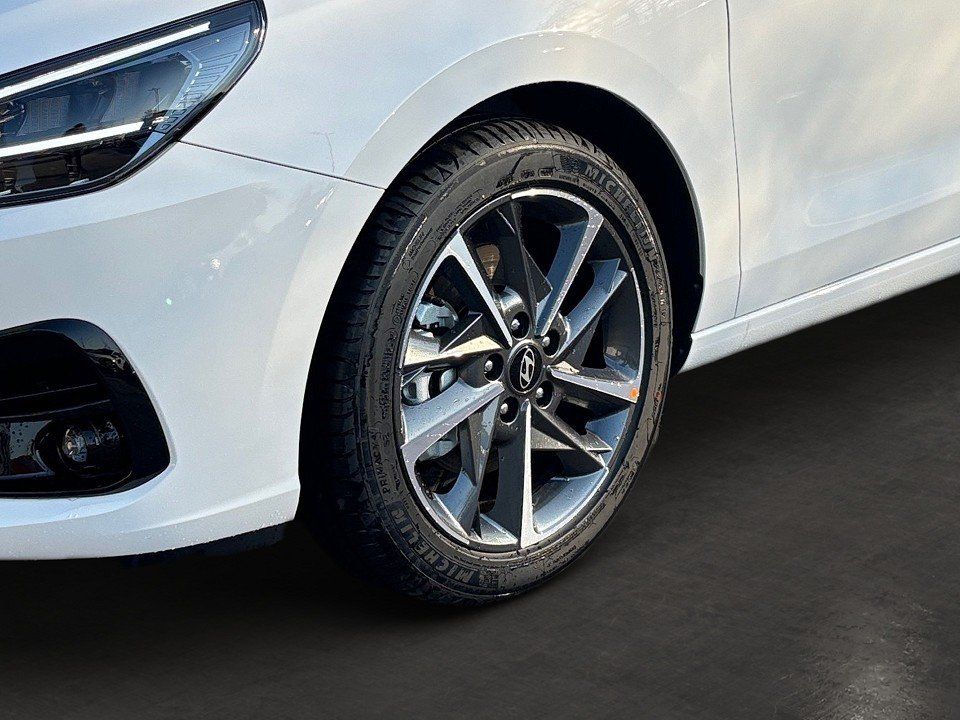 Fahrzeugabbildung Hyundai i30 1.0T 100PS DCT ADVANTAGE Plus-Paket