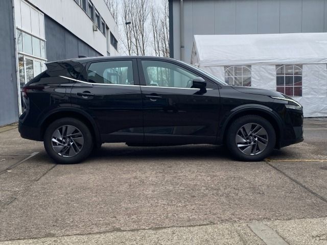 Fahrzeugabbildung Nissan Qashqai 1.3 Acenta Xtronic Connect*Winterpaket