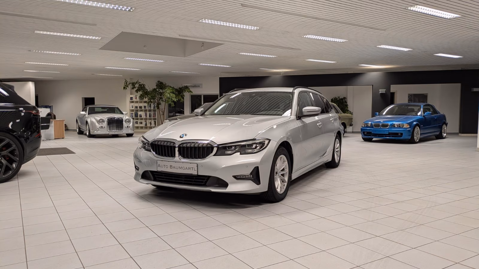 BMW 320 d Touring Luxury Line  LED/Navi/PDC/SHZ/DAB.