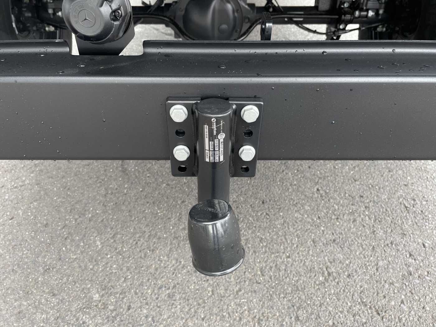 Fahrzeugabbildung Mercedes-Benz Sprinter 319 CDI 4x4 DoKa Klima Stdheiz AHK LED