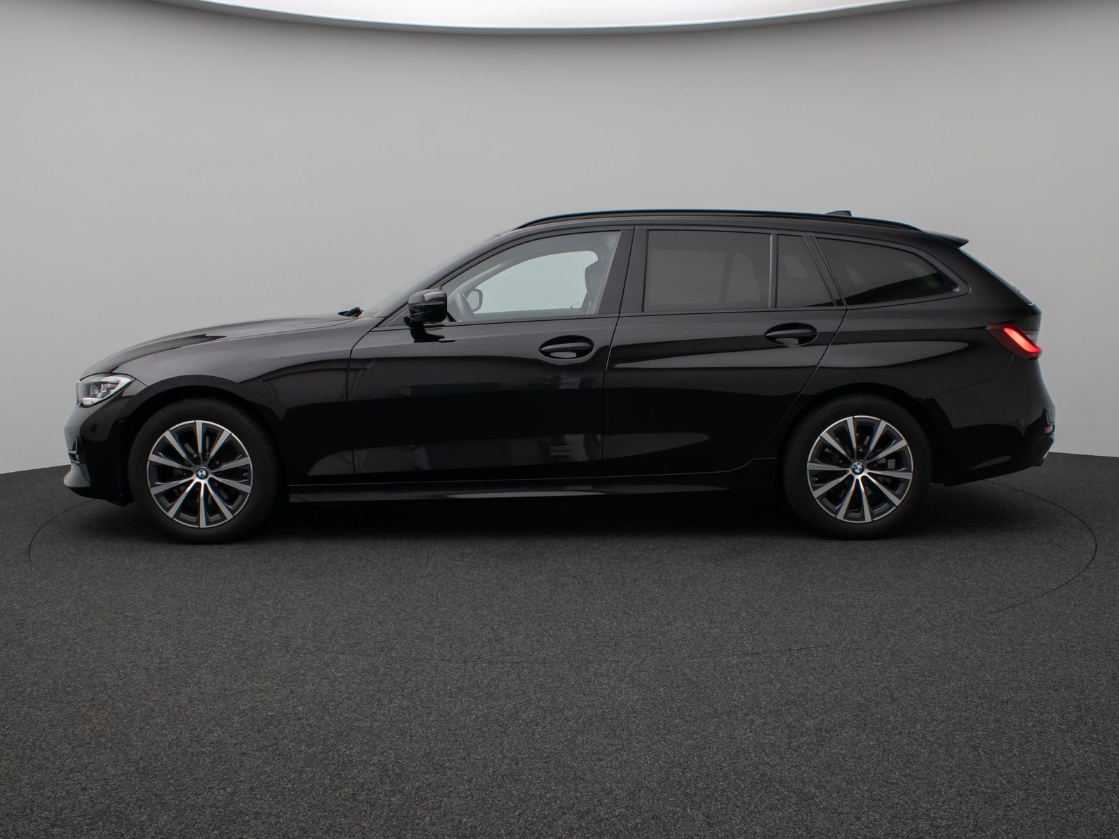 Fahrzeugabbildung BMW 320d Sport Line Laser DAB CockPitPro PDC Komfort