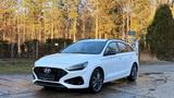 Hyundai i30 Advantage MildHybrid*9TKM*SHZG*CARPLAY*8FACH - Hyundai i30 Advantage mit Hybrid-Antrieb (Benzin/Elektro)