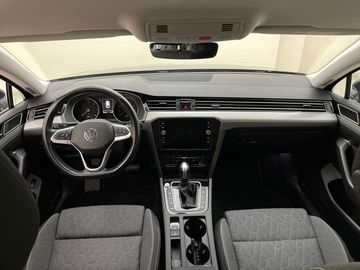 Volkswagen Passat Variant - 6