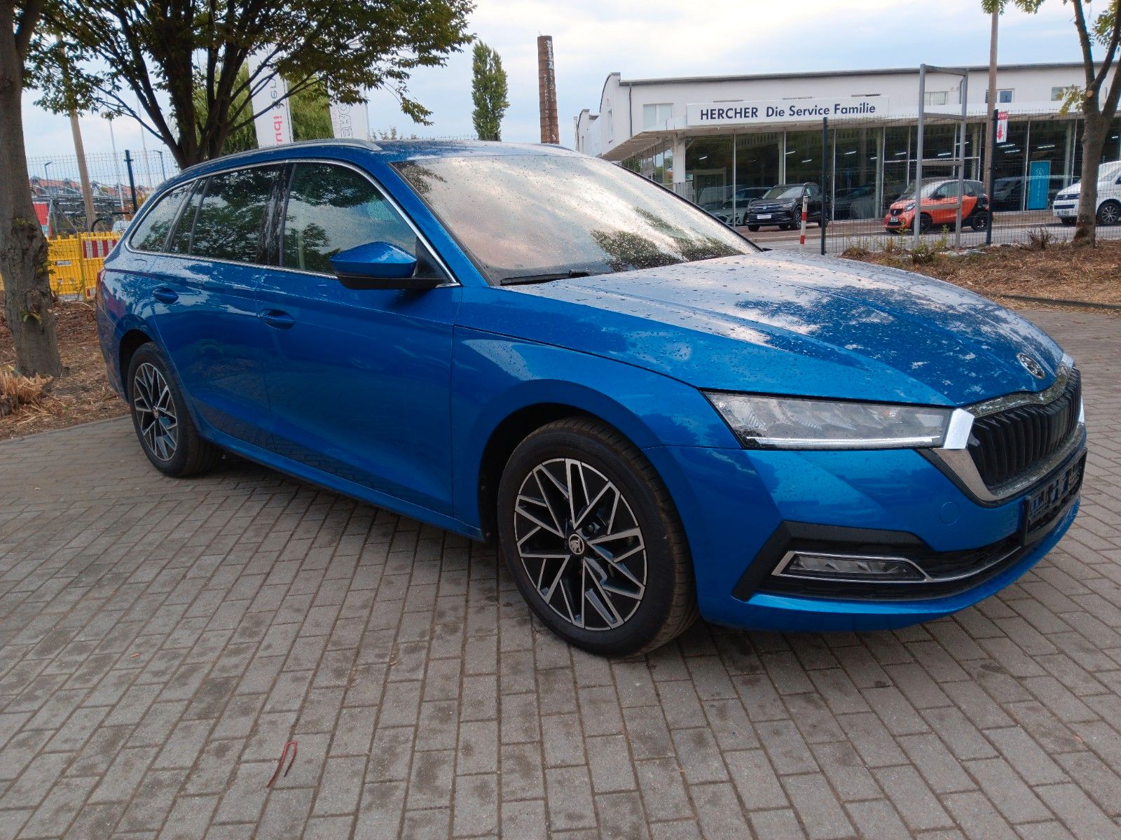 Skoda Octavia Combi Style Navi LED Klima SHZ Kamera foto 2