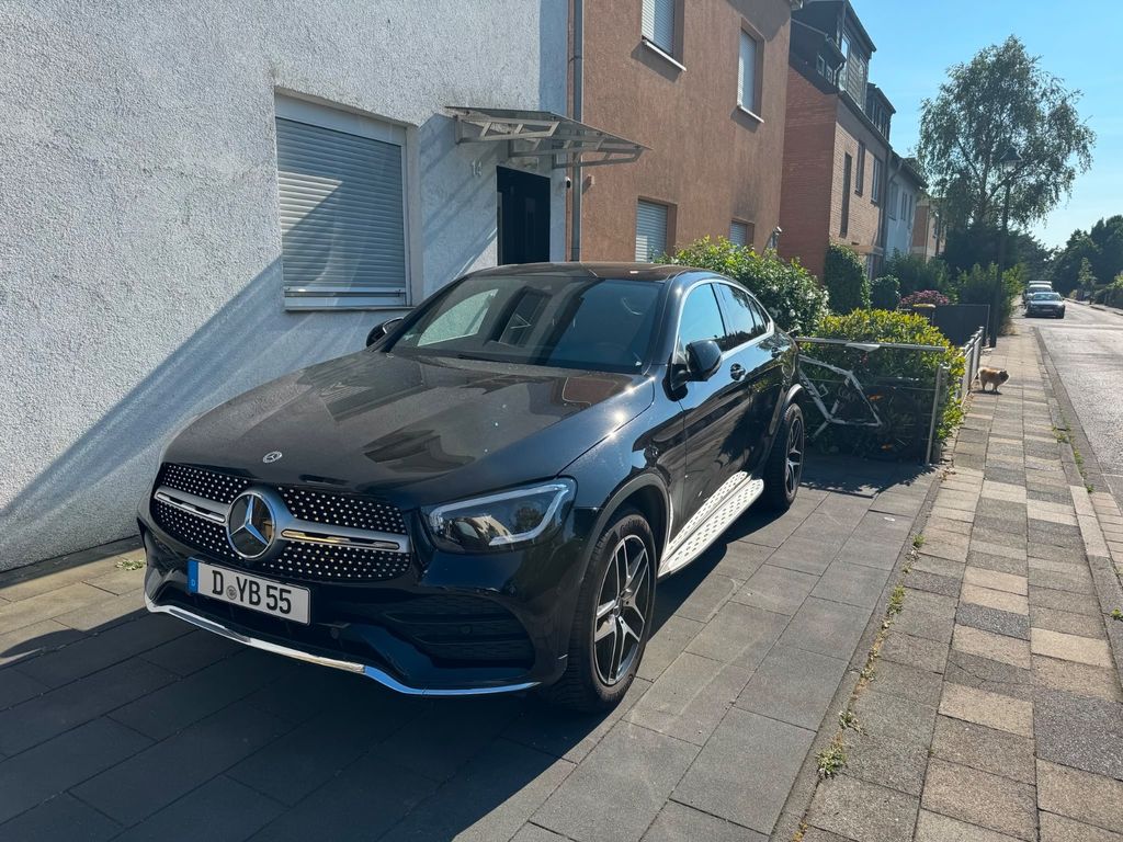 Image of Mercedes-Benz GLC 400