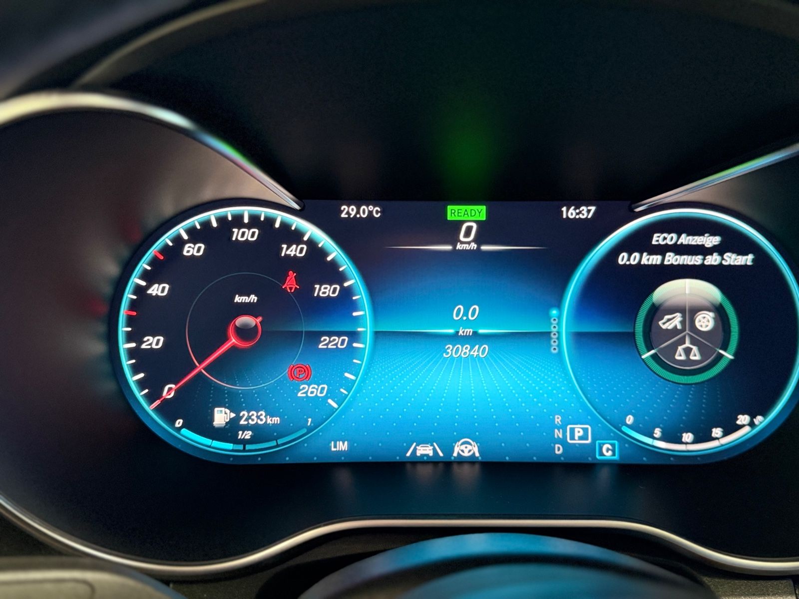 Mercedes-Benz GLC 300 COUPE 4MOT BURMESTER AMG GSD WIDESCREEN foto 19