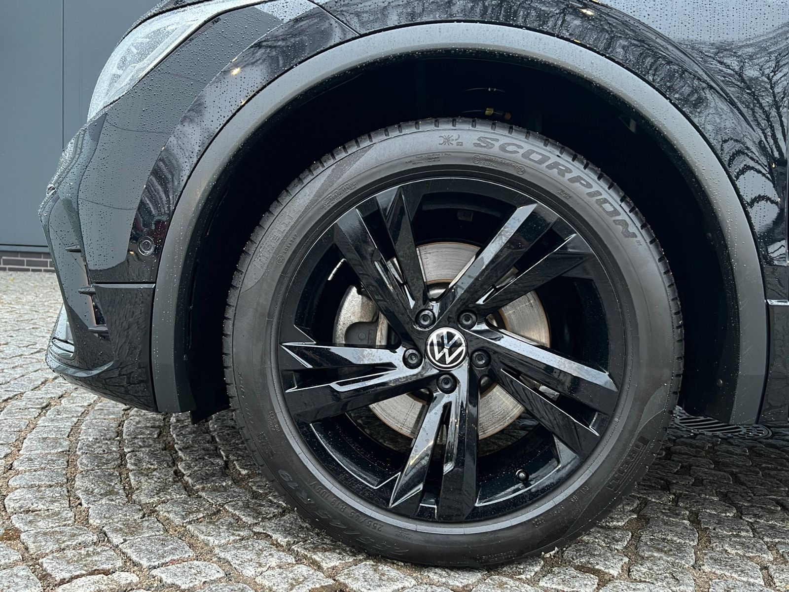 Fahrzeugabbildung Volkswagen Tiguan Allspace R-Line 2.0 TDI DSG 4MOTION *AHK,