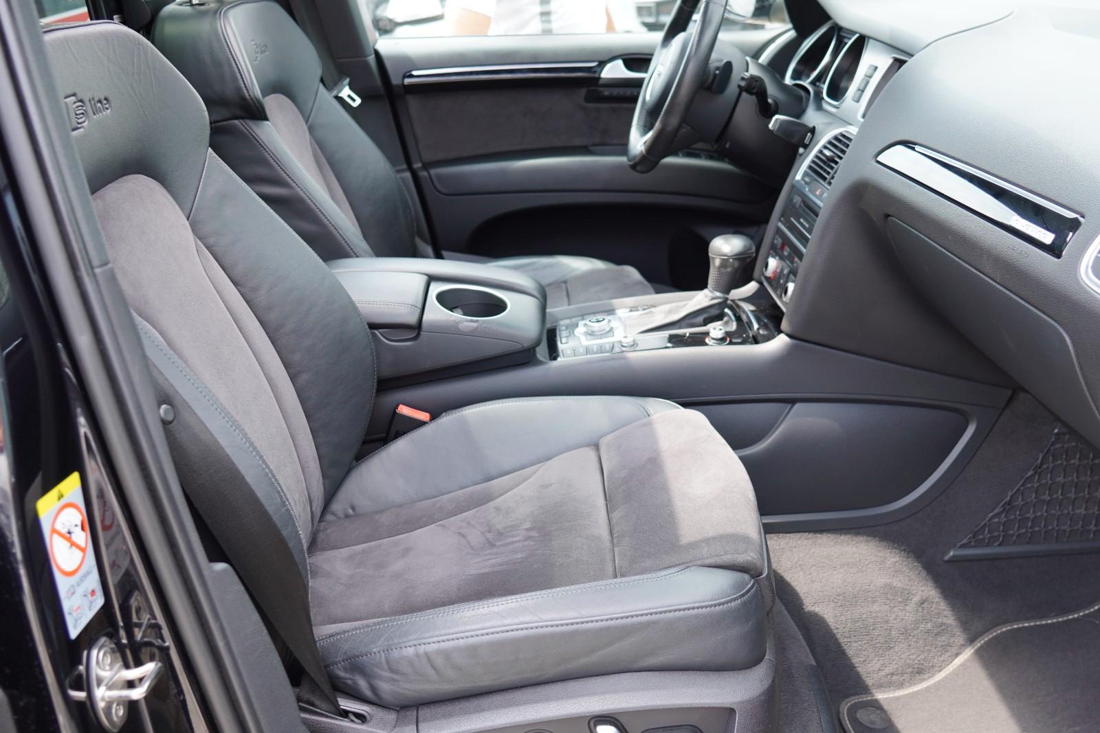Audi Q7 3.0 TDI quattro 2x S line | 245 ch | BVA | Diesel | 200 000 km | 17 980 € | 11/2013 | 6 places | Toit panoramique | Caméra | Suspension pneumatique | Bose