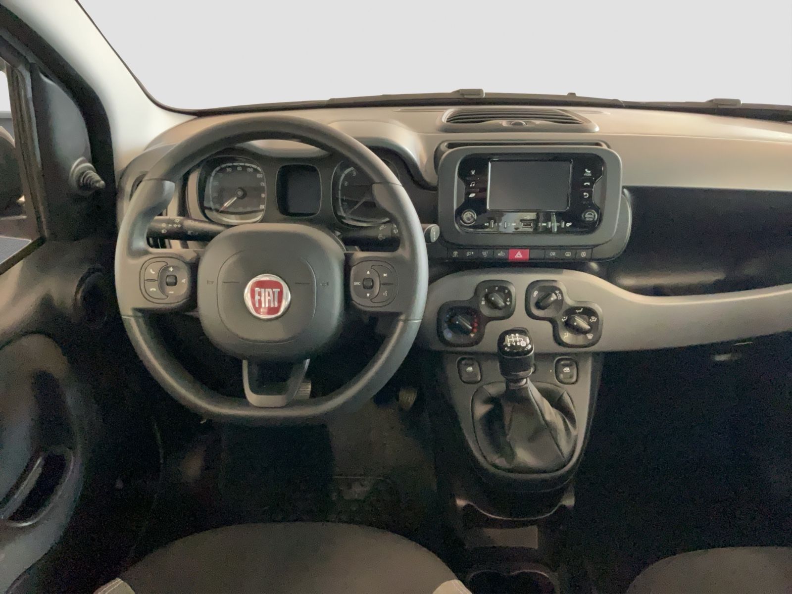 Fahrzeugabbildung Fiat Panda 1,0 Hybrid  Allwetterreifen/Klima/DAB