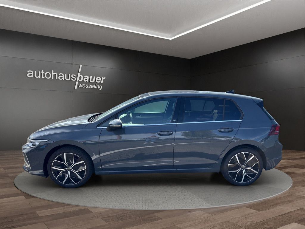 Volkswagen Golf VIII 1.5 eTSI 110 kW Edition 50 imagem 3