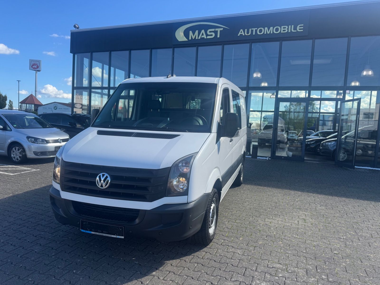 Volkswagen Crafter - 1