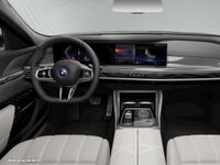 BMW 750 - Vorschau Bild 5