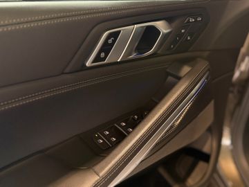 BMW X6 M50 - 12