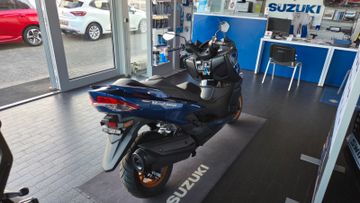 Suzuki AN 400