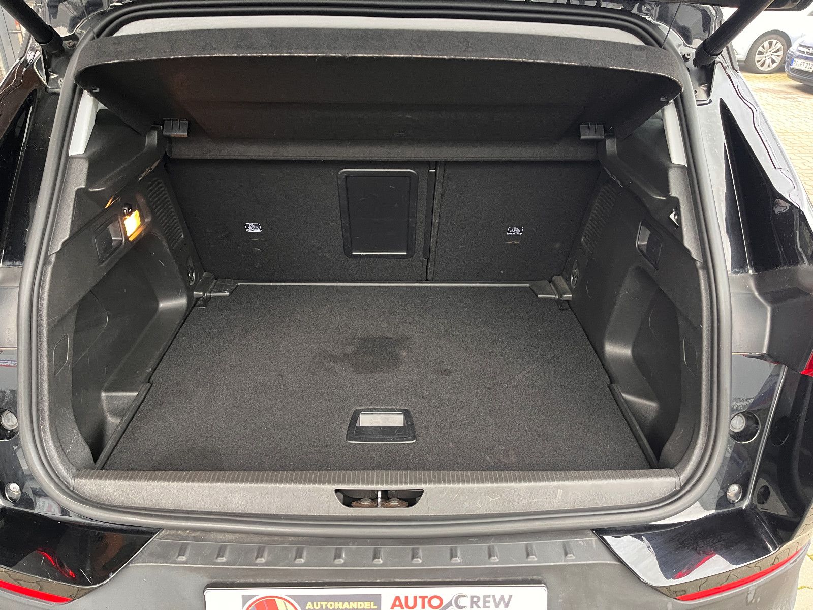 Fahrzeugabbildung Opel Grandland (X) 1.6 Turbo Automatik