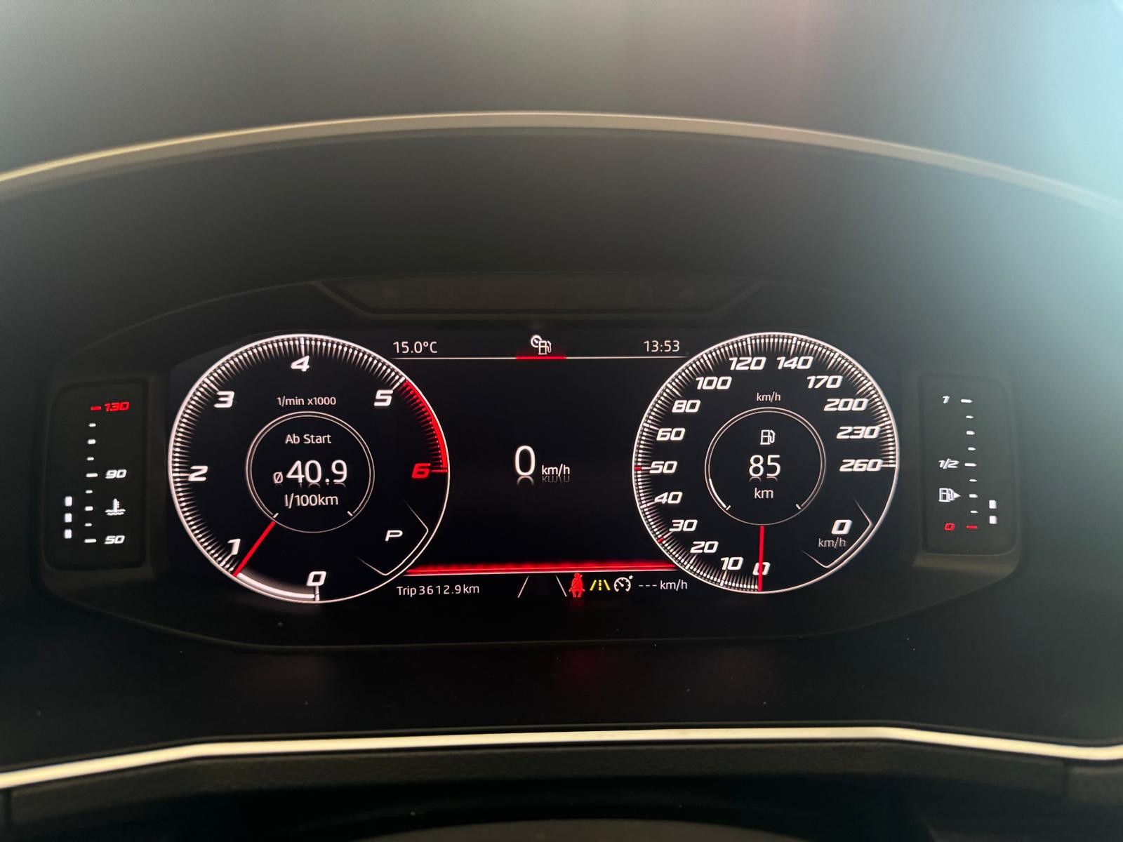 Fahrzeugabbildung SEAT Tarraco Xcellence 4Drive / NAVI/KLIMA/PANORAMA