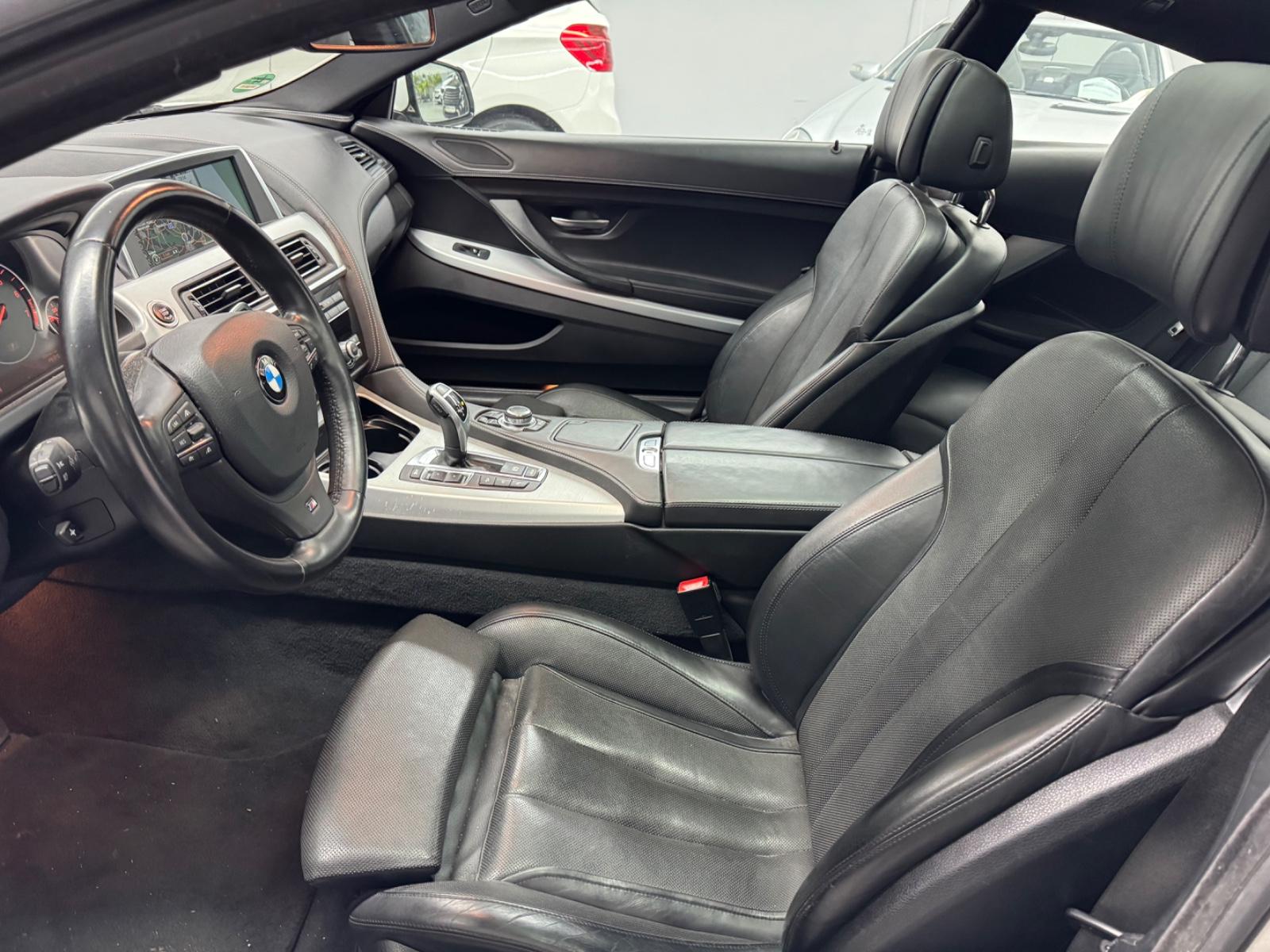 BMW 650 i xDrive Coupé V8 408 ch – Pack M – Toit panoramique – Sièges confort ventilés et chauffants – HUD – Caméras 360°