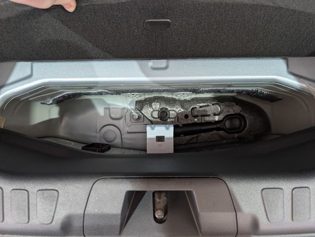 Ford Explorer Select RWD