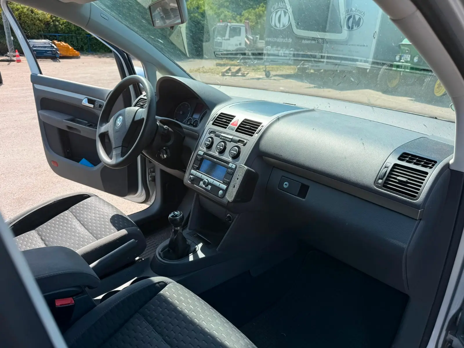 Volkswagen Touran 2007 — photo 29