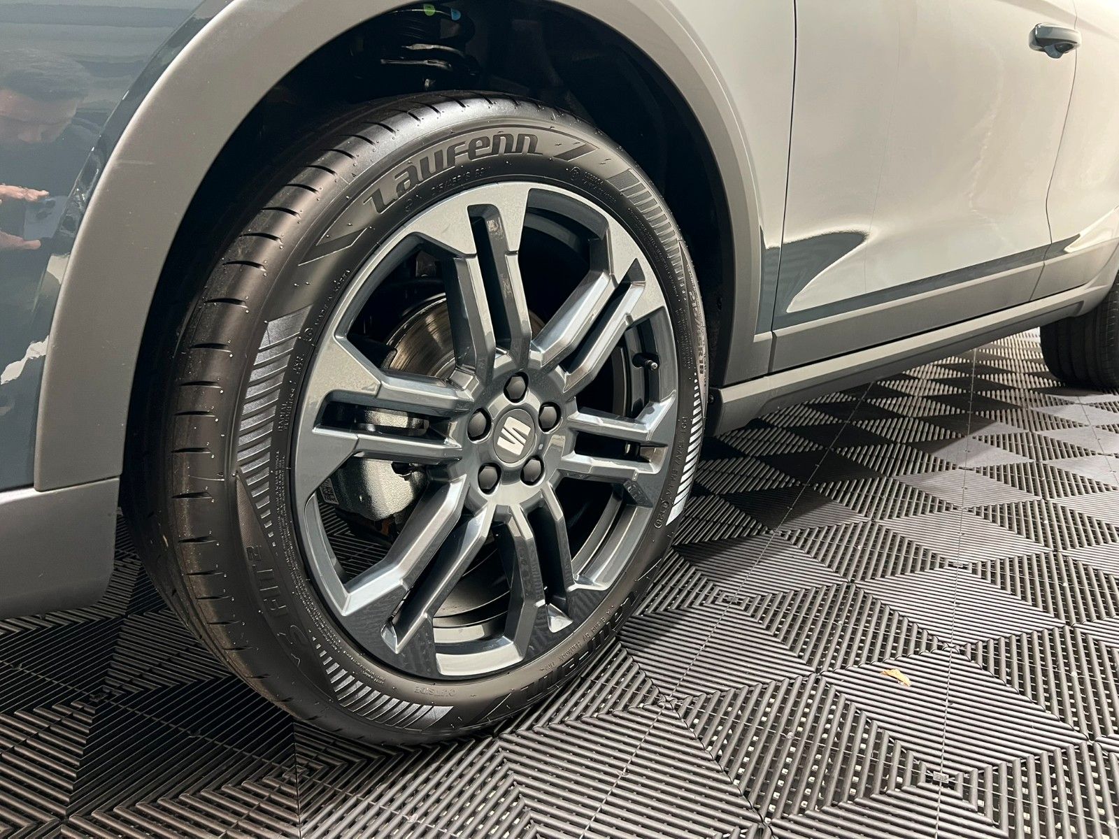 Fahrzeugabbildung SEAT Arona 1.0 TSI 85kW FR DSG