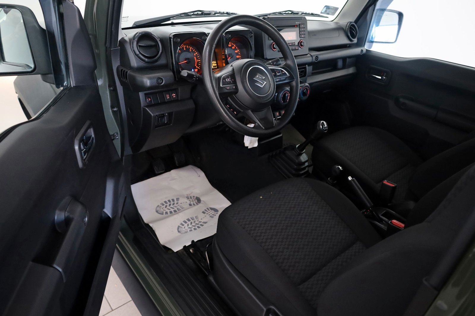 Fahrzeugabbildung Suzuki Jimny Comfort 1.5 GL 4WD NFZ ,AllGrip,Klima,AHK