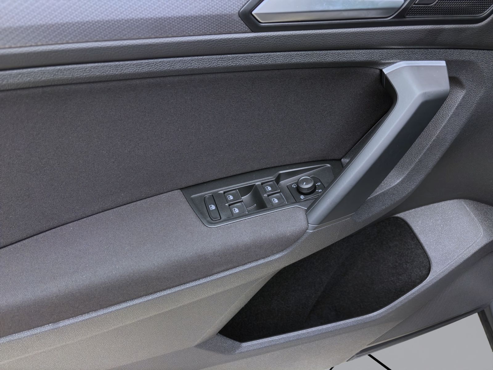 Volkswagen Tiguan - Bild 11