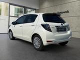 Toyota Yaris Hybrid Club *KLIMAAUT.*NAVI*RFK*PANO.*TÜV* - Toyota Yaris: Club