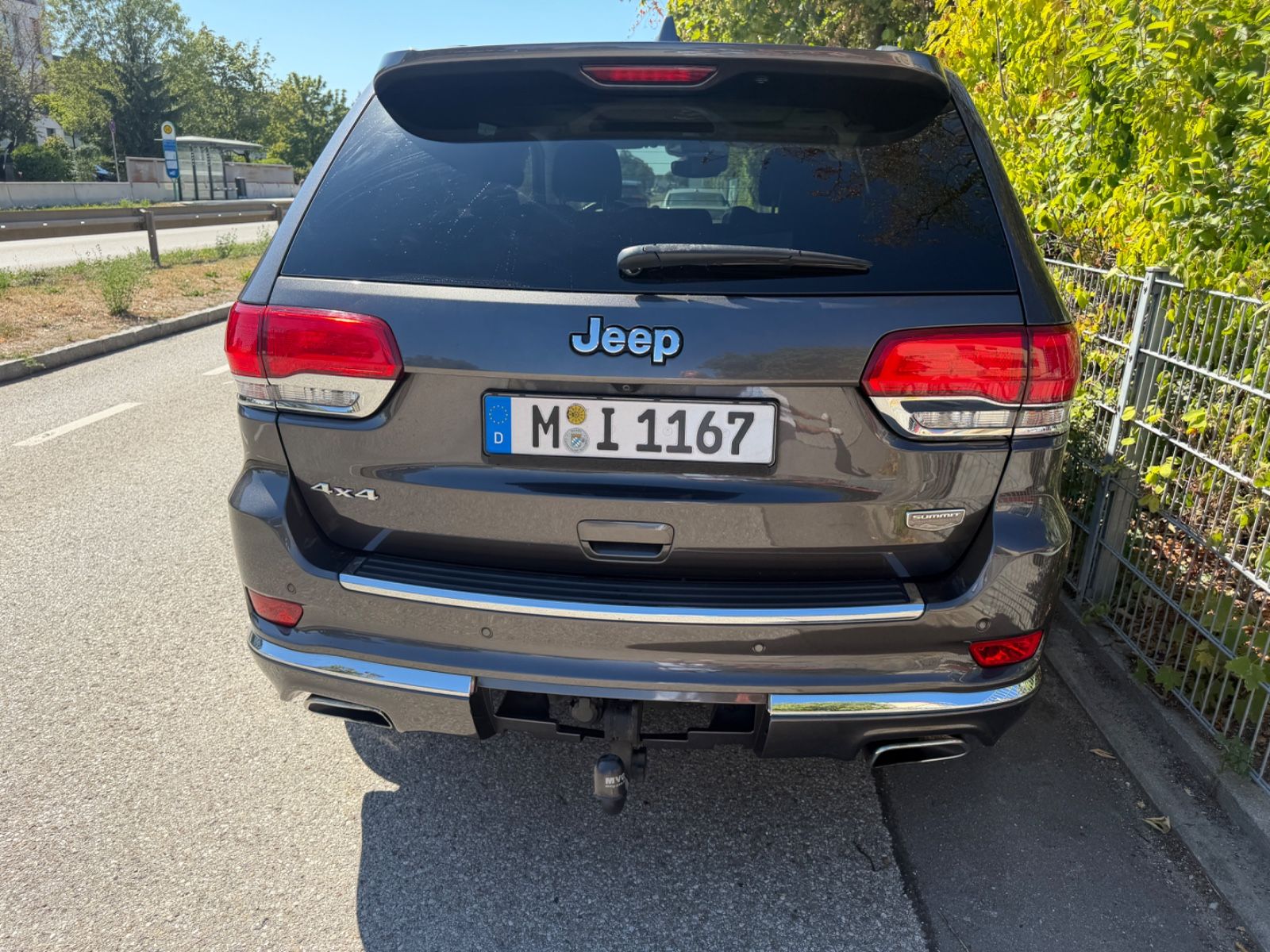 Fahrzeugabbildung Jeep Grand Cherokee 3.0l V6 MultiJet 184kW Summit