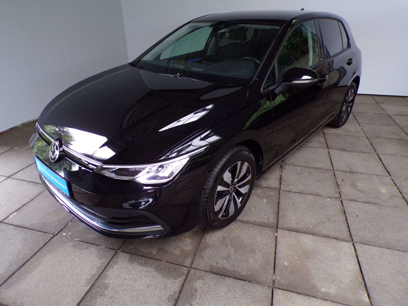 Volkswagen GOLF VIII 1.5 TSI MOVE NAVI LED'S AHK APP foto 2