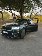 BMW X5 M M Edition Murgella Red - schwarze BMW X5 M