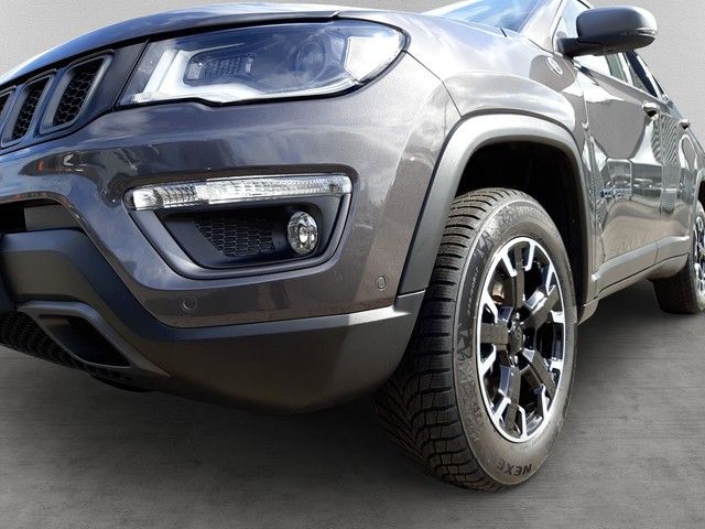 Fahrzeugabbildung Jeep Compass Trailhawk 1.3 PHEV 4WD Navi Pano Leder