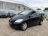 Mercedes-Benz A 160 5-türig KLIMA SITZHEIZUNG START/STOP - Mercedes-Benz A 160 in Solingen