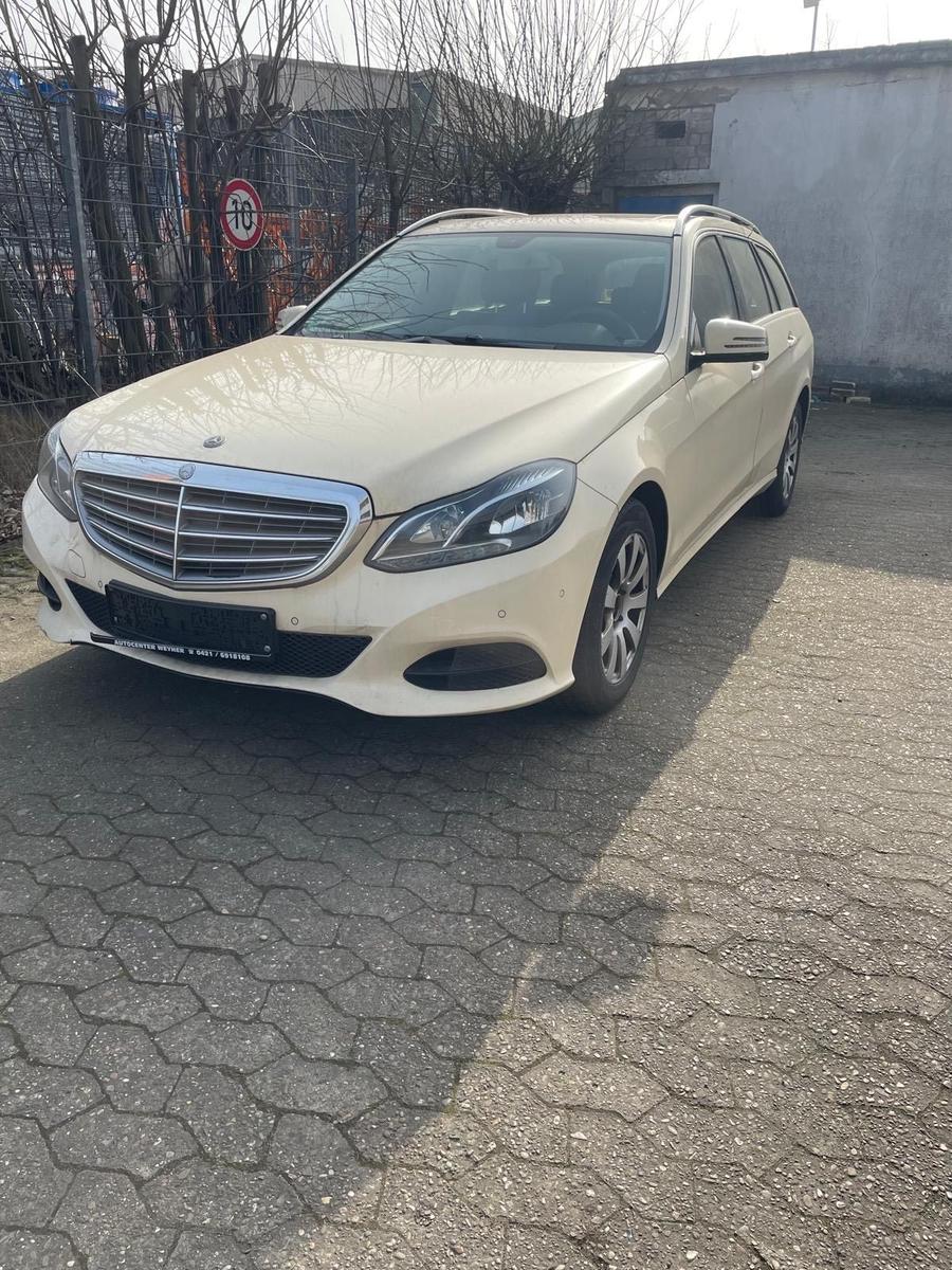 Mercedes-Benz E200, 2015