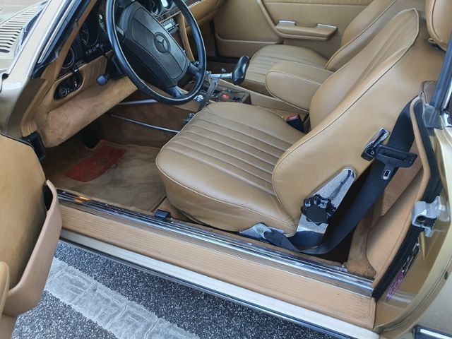 Fahrzeugabbildung Mercedes-Benz SL 560 R107 Wertgutachten Vollabnahme