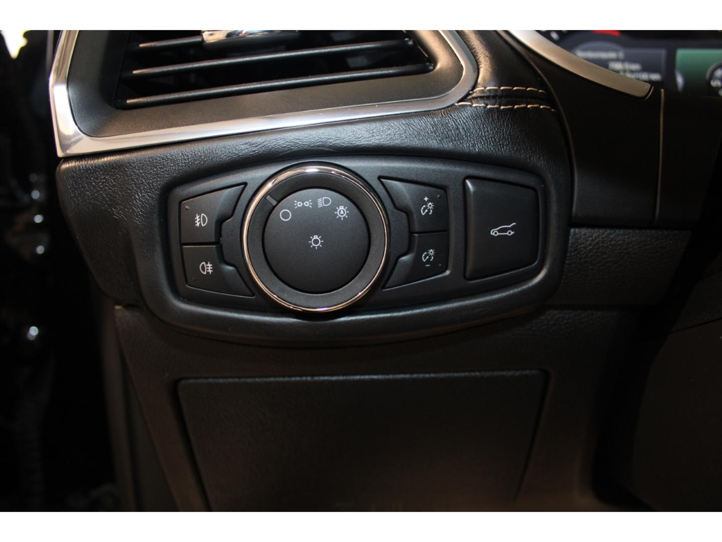 Ford Edge Vignale 4x4 El. Panodach Navi Leder Memory 