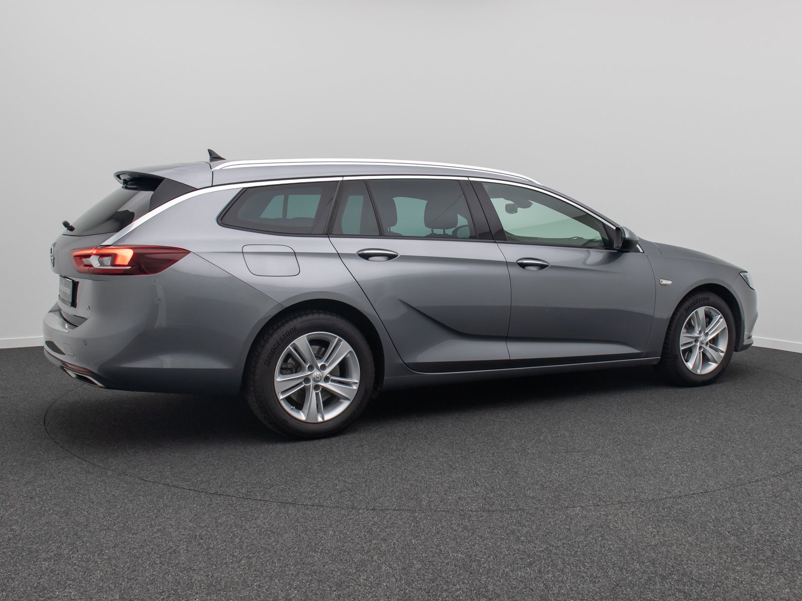 Fahrzeugabbildung Opel Insignia Innovation 4x4 Kamera FahrAssist Navi 1