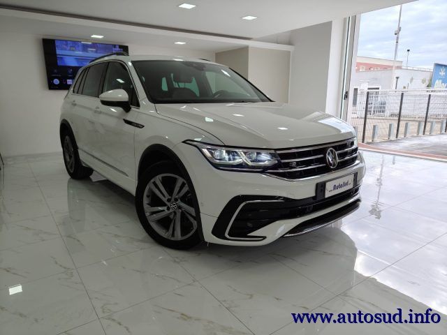 Volkswagen VOLKSWAGEN Tiguan 2.0 TDI 150 CV SCR DSG R-Line