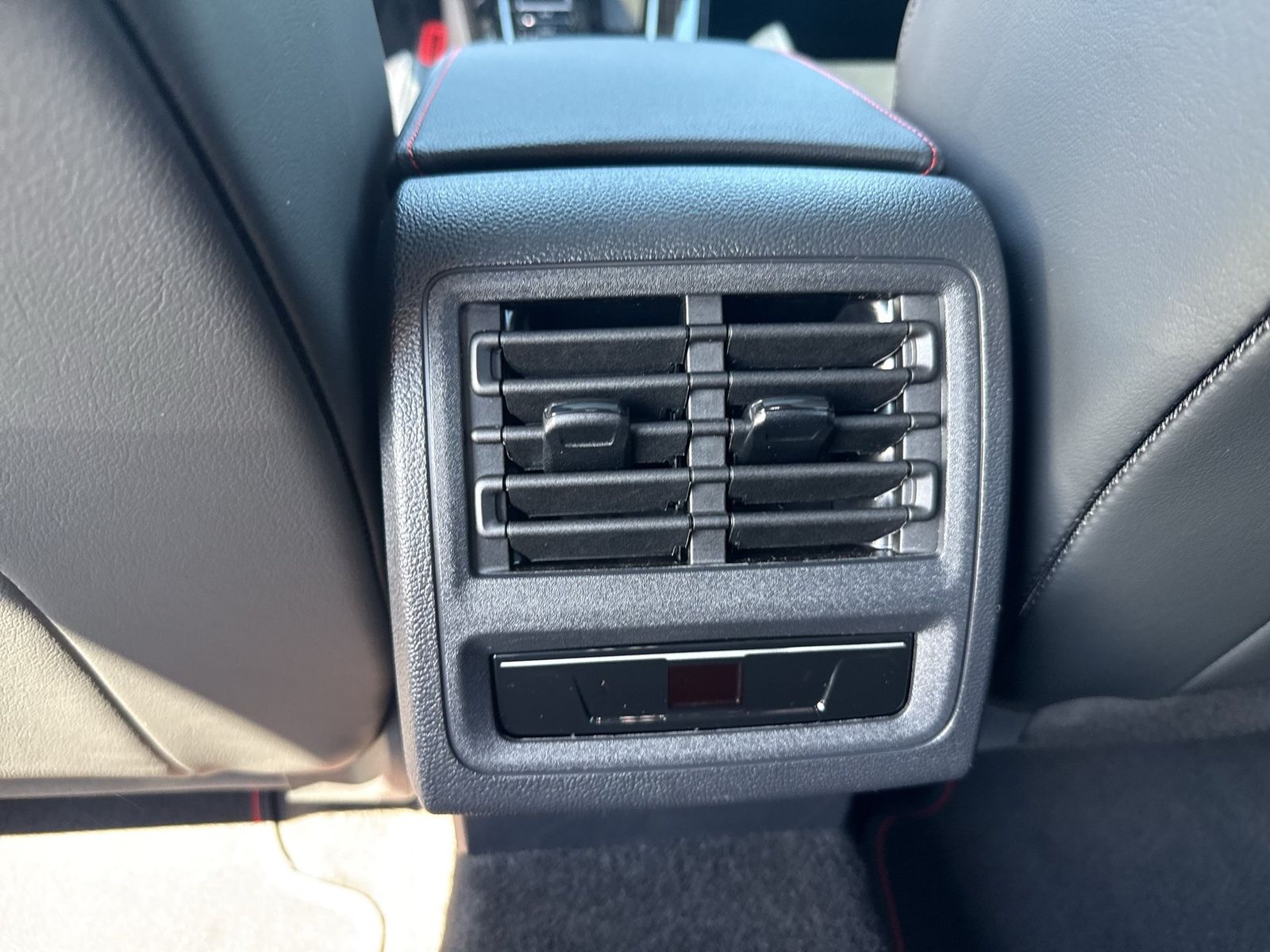 Volkswagen Golf - Bild 23