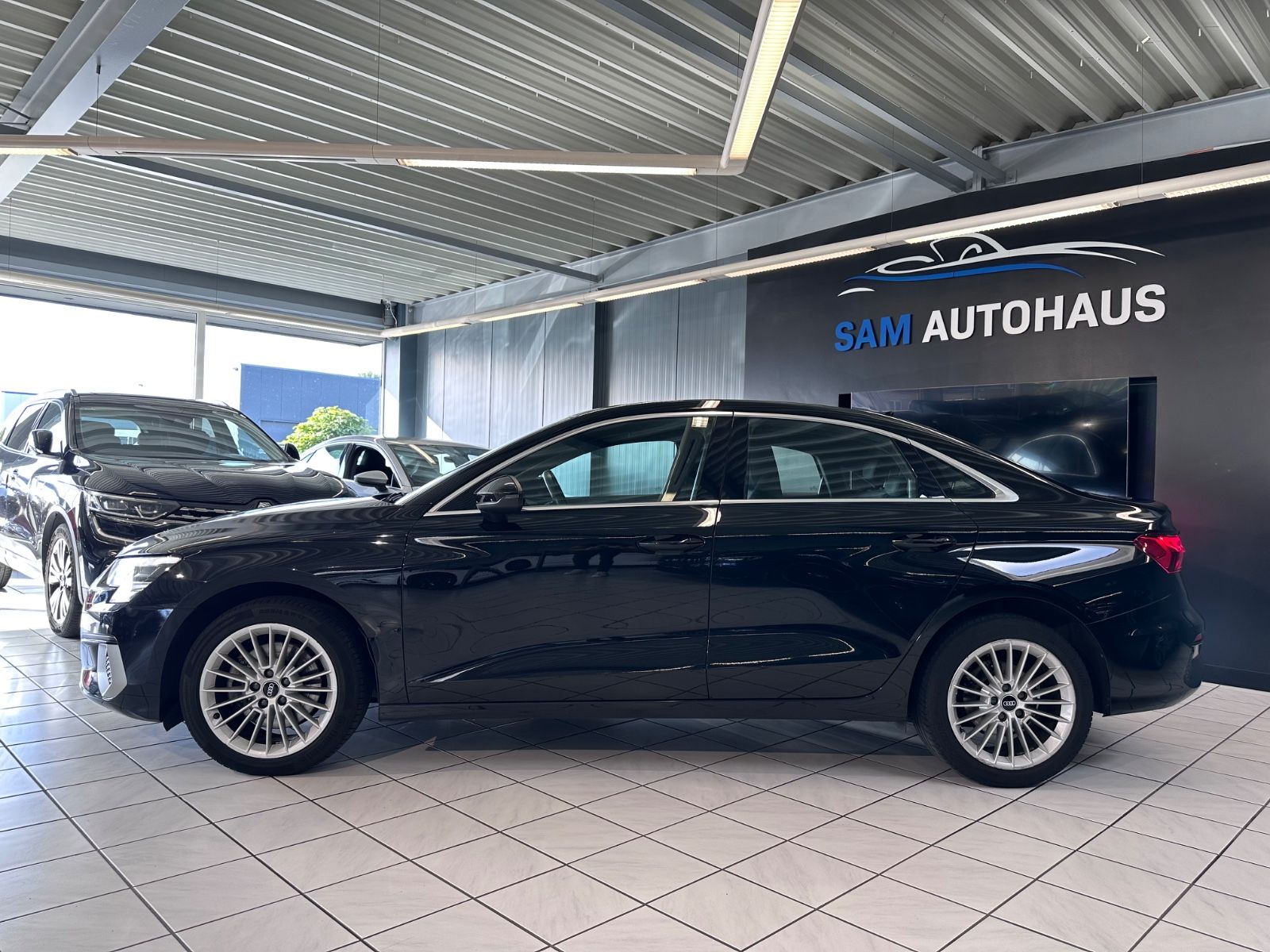Audi A3 Limousine 30 TFSI advanced /LED/NAVI/TEMP/PDC imagem 3