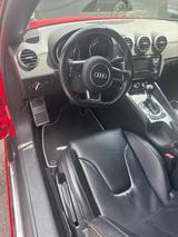 Audi TT RS plus Roadster 2.5 TFSI S tronic quattro - - Audi TT RS mit Benzin-Antrieb